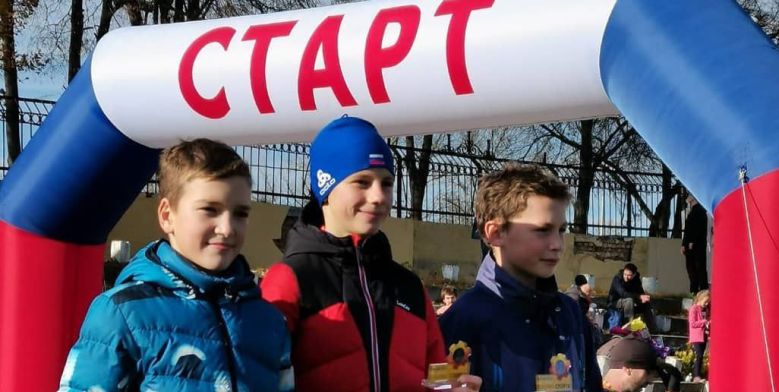 Чеховские легкоатлеты завоевали пять наград осеннего забега «Краски леса»